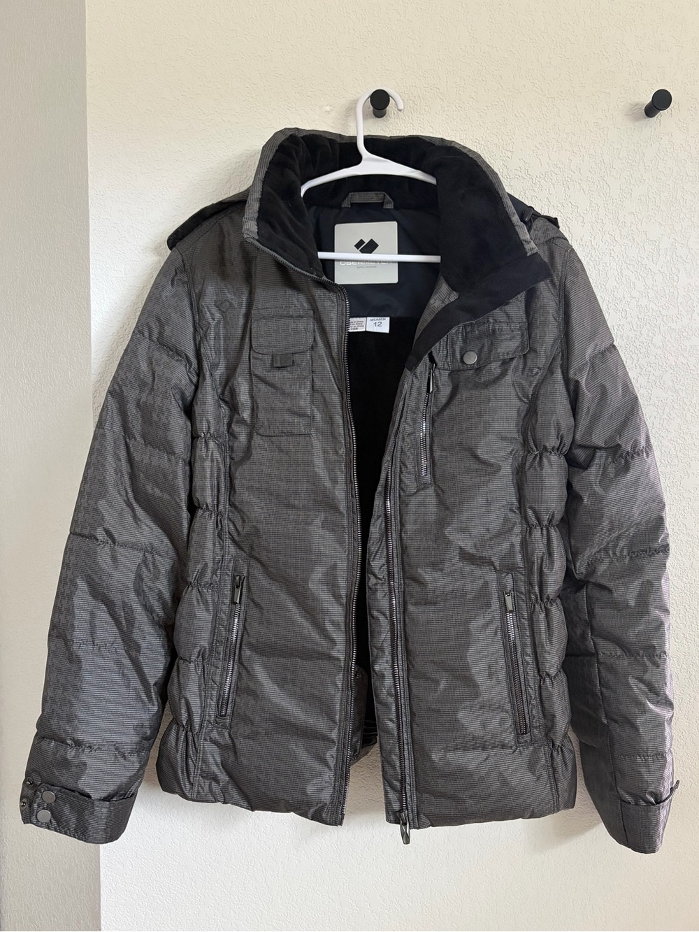 Obermeyer Leighton Insulated Ski Jacket
Women’s Size 12